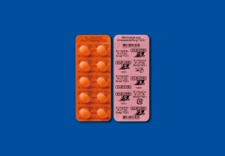モンテルカストチュアブル錠5mg「TCK」 100錠 (辰巳化学) モンテルカストチュアブル錠5mg「TCK」 100錠 (辰巳化学)